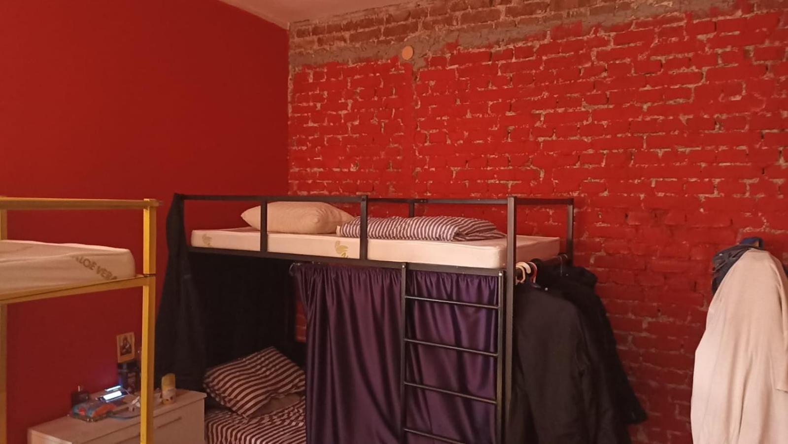 Newborn Center Hostel All Day Free Coffee Pristina Eksteriør bilde