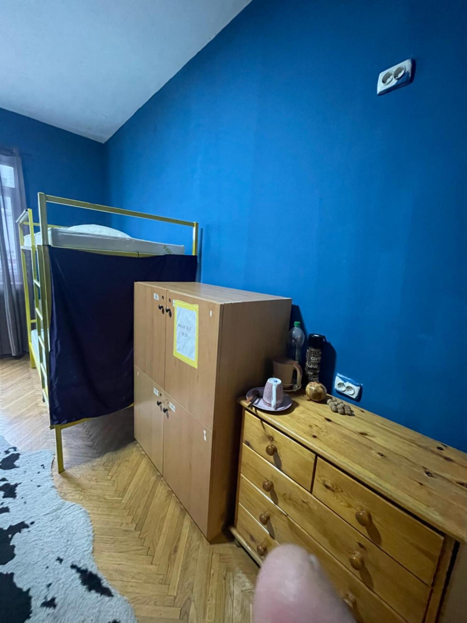 Newborn Center Hostel All Day Free Coffee Pristina Eksteriør bilde