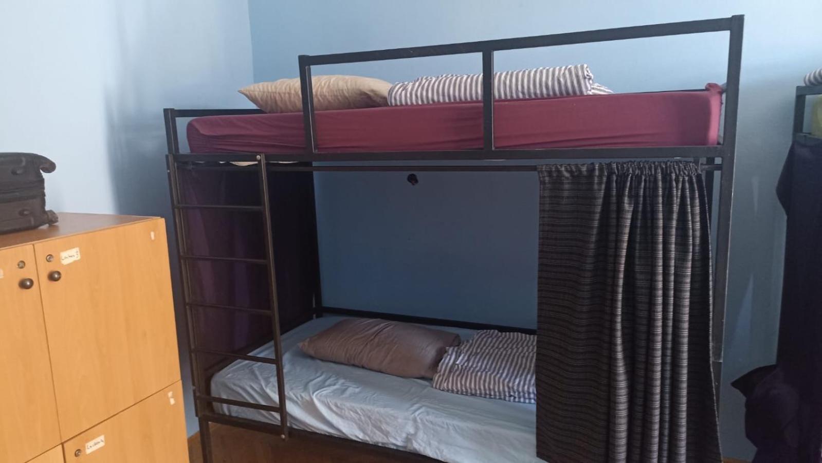 Newborn Center Hostel All Day Free Coffee Pristina Eksteriør bilde